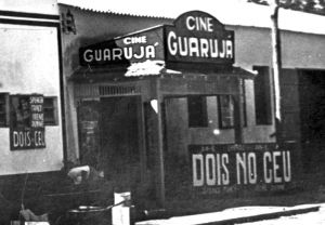 Cine Guaruj localizado  Av Puglise (dcada de 60)